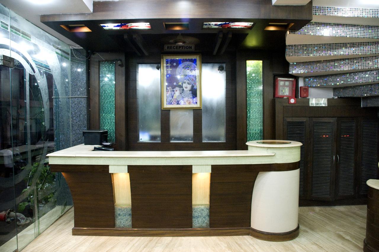 Hotel Usa Нью-Дели Экстерьер фото